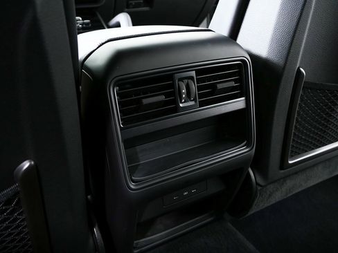 Certified 2024 Porsche Cayenne S image 21