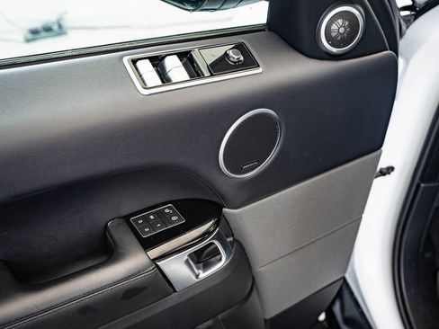 Used 2018 Land Rover Range Rover Sport Supercharged image 21