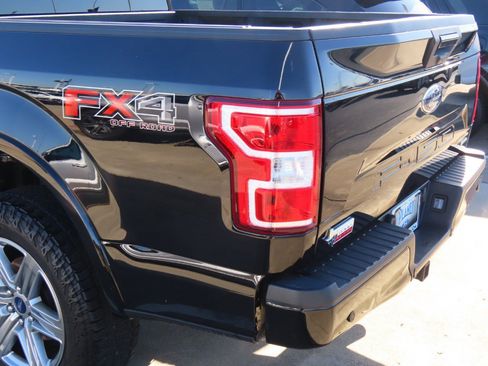 Used 2018 Ford F150 XLT w/ Equipment Group 302A Luxury image 11
