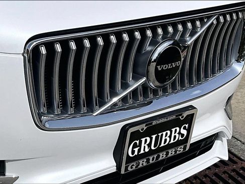 Certified 2023 Volvo XC90 B6 Ultimate w/ Protection Package Premier AWD/4WD image 40