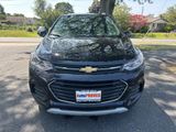 Used 2021 Chevrolet Trax LT w/ LT Convenience Package image 2