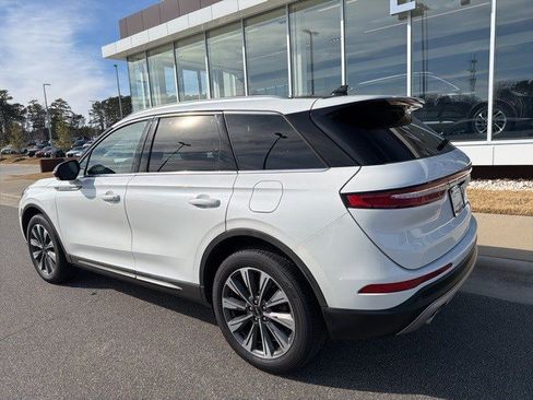 Used 2021 Lincoln Corsair Reserve w/ Elements Package image 3