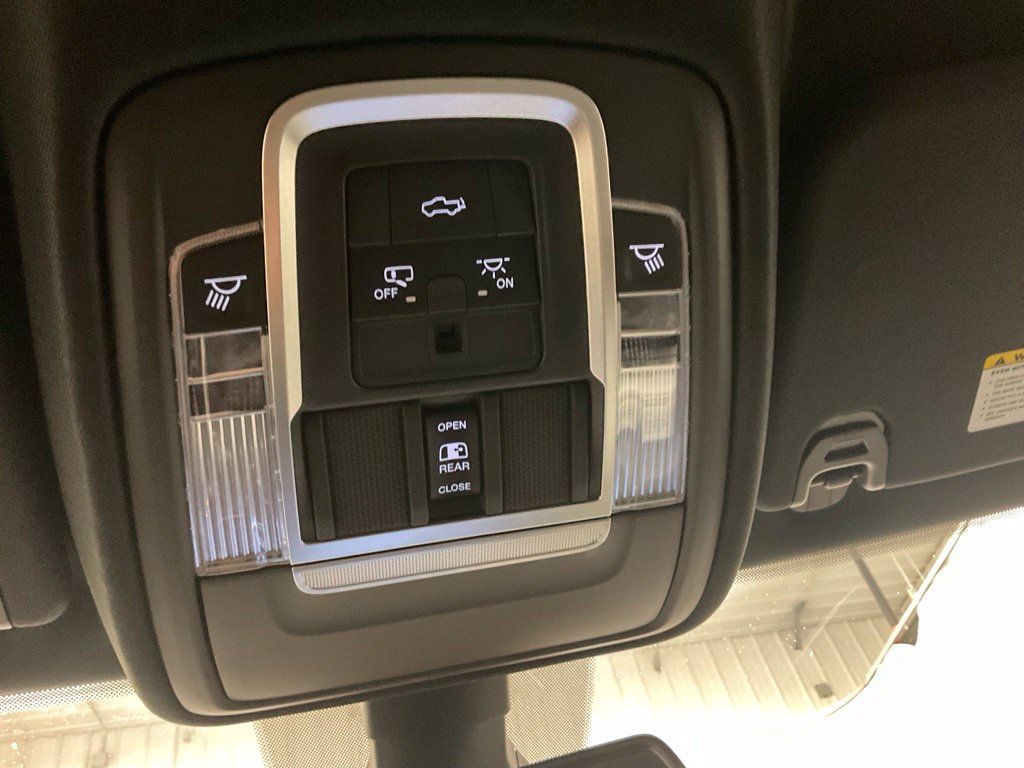 Used 2019 RAM 1500 Laramie w/ Sport Appearance Package AWD/4WD image 28