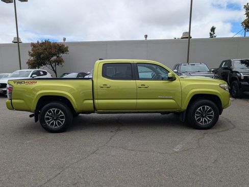 Certified 2023 Toyota Tacoma TRD Sport w/ TRD Premium Sport Package AWD/4WD image 4