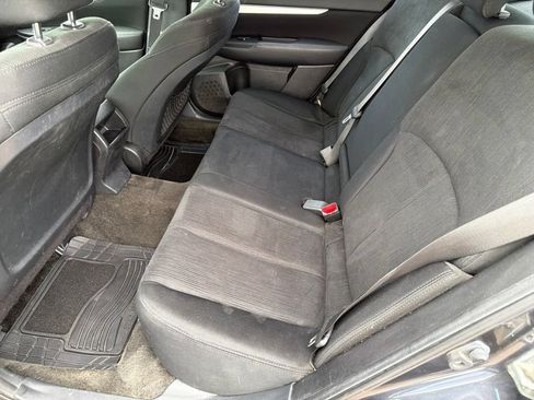 Used 2013 Subaru Legacy 2.5i Premium w/ All-Weather Pkg AWD/4WD image 10