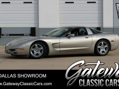Used 1998 Chevrolet Corvette Coupe w/ Performance Handling Pkg