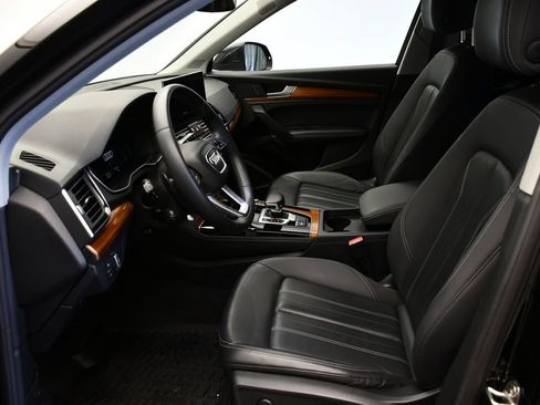 Certified 2023 Audi Q5 2.0T Premium Plus AWD/4WD image 9
