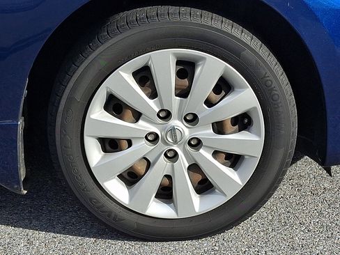 Used 2017 Nissan Sentra SV image 8