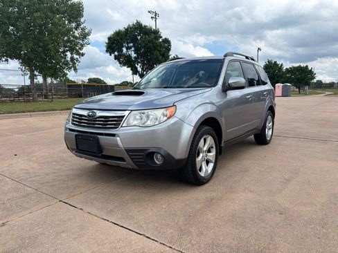 Used 2010 Subaru Forester 2.5XT Limited AWD/4WD image 3