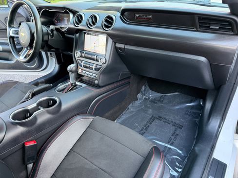 Used 2019 Ford Mustang GT Premium w/ Equipment Group 401A RWD image 35