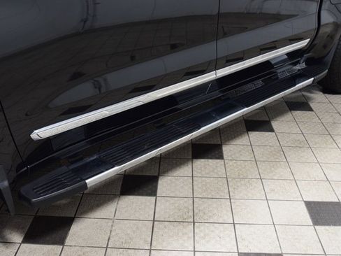 Used 2024 Chevrolet Silverado 1500 High Country w/ Technology Package image 30