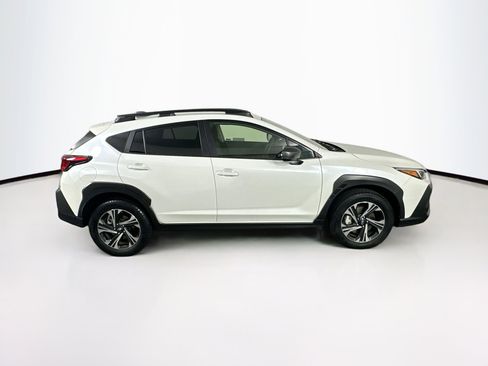 Used 2024 Subaru Crosstrek 2.0i Premium w/ Crosstrek Mirror Package AWD/4WD image 10