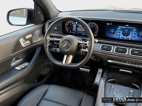 Used 2025 Mercedes-Benz GLS 450 4MATIC w/ AMG Line Exterior image 14
