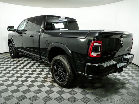 Used 2021 RAM 3500 Limited AWD/4WD image 3