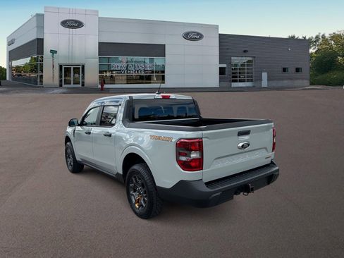 Used 2024 Ford Maverick Tremor w/ Tremor Off-Road Package AWD/4WD image 8