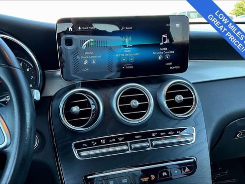 Used 2022 Mercedes-Benz GLC 300 image 9
