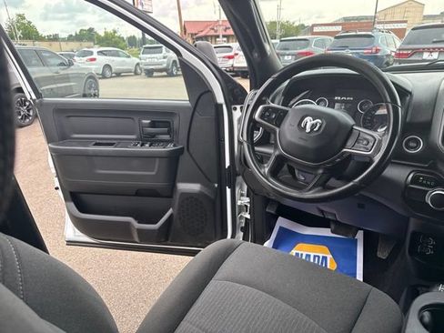 Used 2023 RAM 2500 Tradesman AWD/4WD image 15