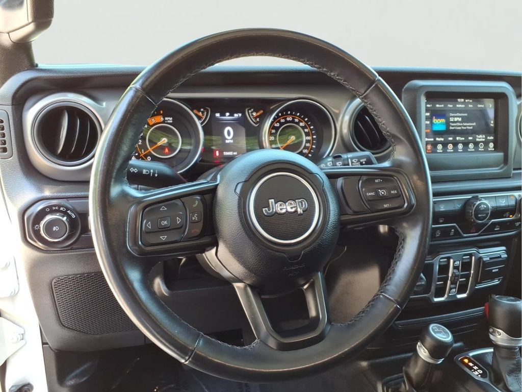 Used 2022 Jeep Wrangler Unlimited Sport AWD/4WD image 3