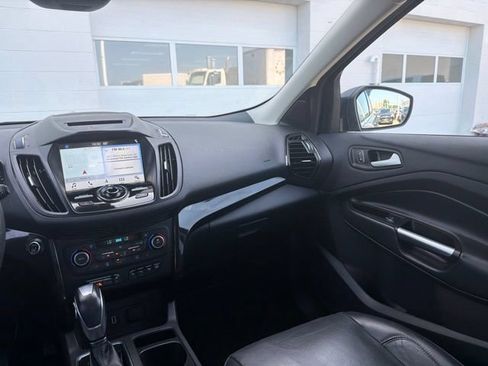 Used 2018 Ford Escape Titanium w/ Ford Safe & Smart Package FWD image 24