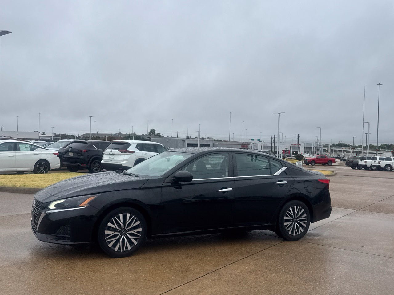 Certified 2023 Nissan Altima 2.5 SV FWD image 12