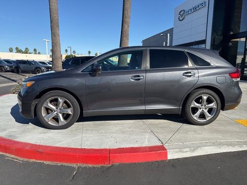 Used 2010 Toyota Venza AWD image 8