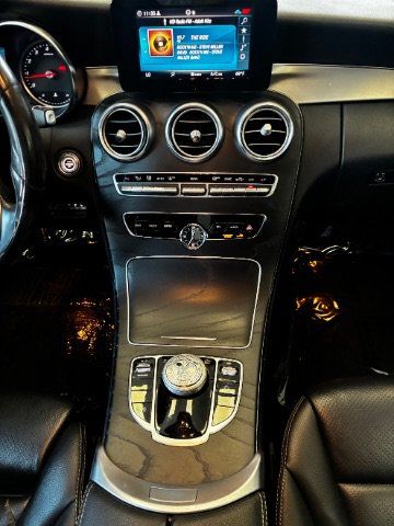 Used 2019 Mercedes-Benz C 300 4MATIC Sedan image 24