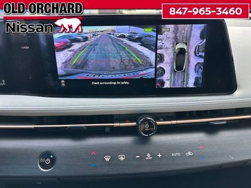 Used 2024 Nissan Ariya AWD image 16