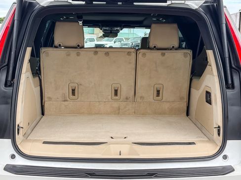 Used 2021 Cadillac Escalade ESV Premium Luxury w/ Driver Assist Tech Package AWD/4WD image 26