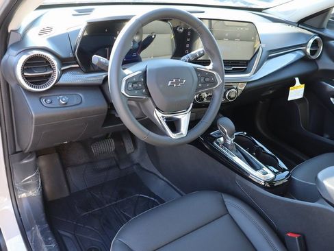 New 2026 Chevrolet Trax ACTIV w/ Sunroof Package image 6