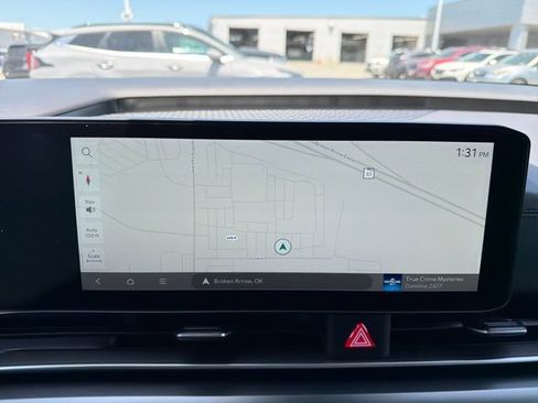 New 2026 Kia Carnival FWD image 12