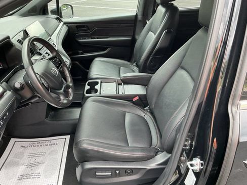 Used 2025 Honda Odyssey Sport-L image 14