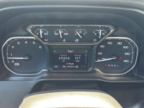 Used 2021 GMC Sierra 1500 AT4 AWD/4WD image 16