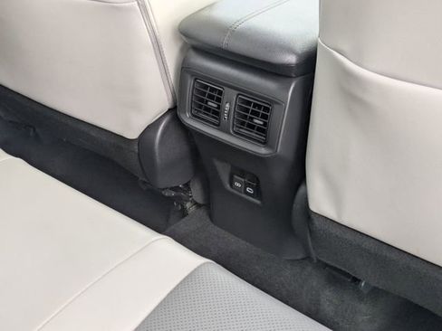 Used 2023 Toyota RAV4 Limited image 32