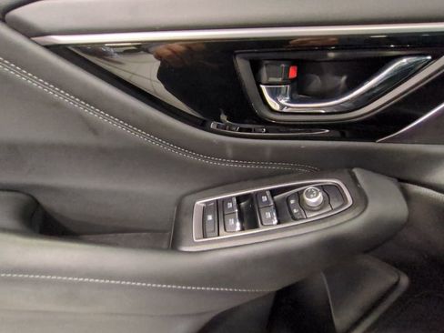 Used 2023 Subaru Outback Limited image 10