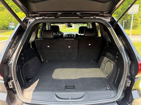 Used 2015 Jeep Grand Cherokee Altitude AWD/4WD image 6
