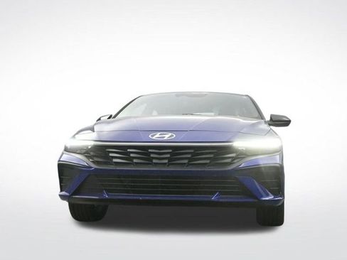 Used 2025 Hyundai Elantra SEL image 30