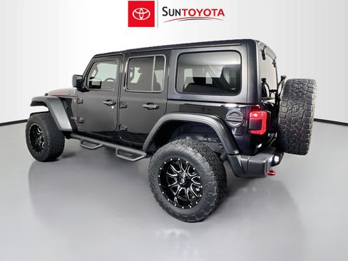 Used 2023 Jeep Wrangler Unlimited Rubicon w/ LED Lighting Group AWD/4WD image 8