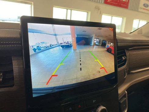 Certified 2023 Ford Expedition Limited image 22