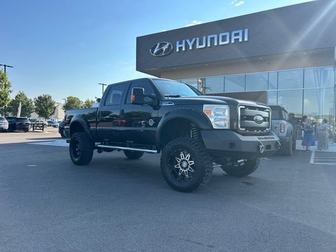 Used 2016 Ford F250 XLT w/ XLT Value Package AWD/4WD image 4
