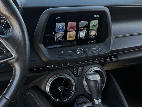 Used 2016 Chevrolet Camaro SS image 16