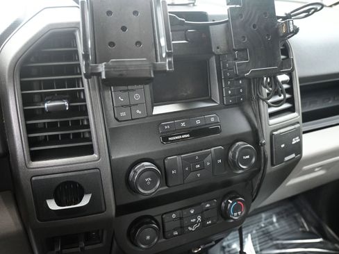 Used 2022 Ford F350 XL w/ Power Equipment Group image 16