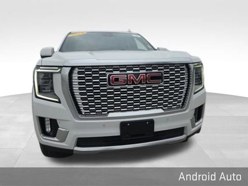 Used 2024 GMC Yukon XL Denali AWD/4WD image 3