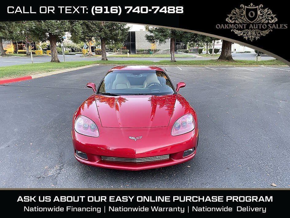 Used 2005 Chevrolet Corvette Coupe w/ Preferred Equipment Group RWD image 3