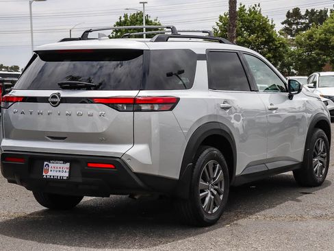 Used 2023 Nissan Pathfinder SV w/ Cargo Package FWD image 7