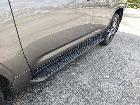 Used 2023 Lexus LX 600 F Sport image 18