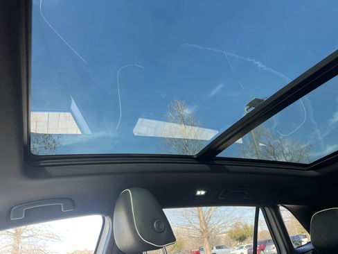 Certified 2025 Volkswagen Atlas Cross Sport SEL Premium R-Line image 26