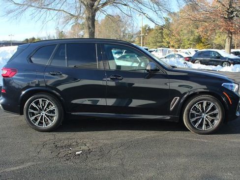 Used 2021 BMW X5 M50i w/ Executive Package image 11