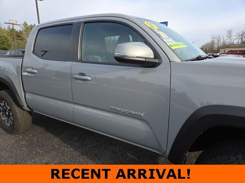 Used 2021 Toyota Tacoma TRD Off-Road image 28