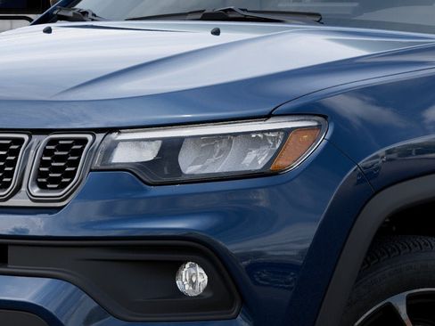 New 2026 Jeep Compass Latitude AWD/4WD image 15