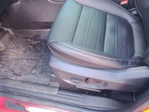 Used 2025 Ford Ranger Lariat w/ FX4 Off-Road Package image 16